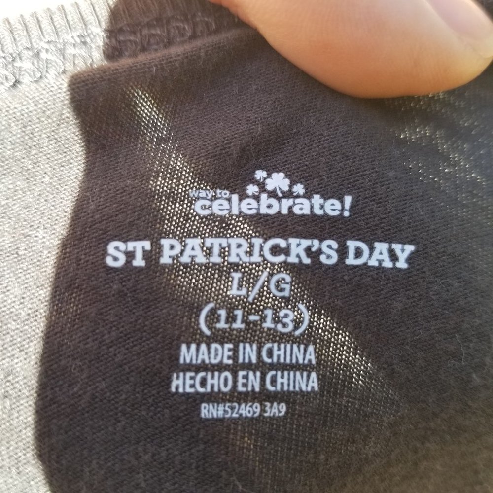 Luck of the Irish Crop top Long Sleeve Grey Large - Picture 8 of 11